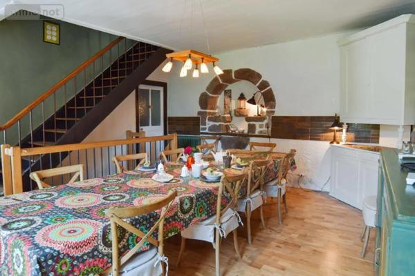 Achat - Propriété | Grande propriété Saint-Cirgues-de-Jordanne 15590 18 pièces 504 m 2 3787 m 2