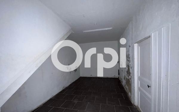 Maison à louer    6 pièces •  Beaurepaire