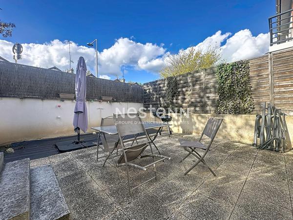 Maison à vendre 96 m² avec 3 chambres, centre-ville, garage, terrain