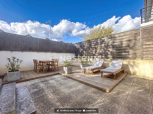 Maison à vendre 96 m² avec 3 chambres, centre-ville, garage, terrain