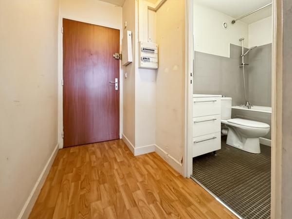 HYPER CENTRE - RESIDENCE DE STANDING - F2