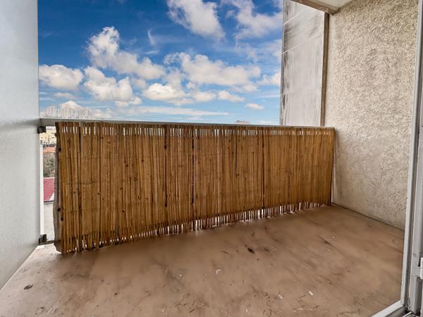 HYPER CENTRE - RESIDENCE DE STANDING - F2