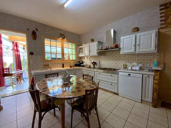 Maison + bien locatif Saint Genis De Saintonge 260 m2