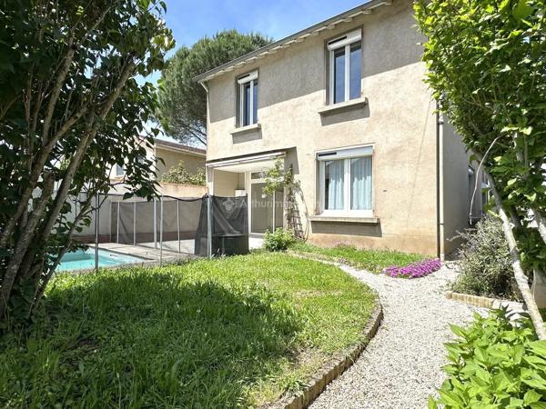 Location                                                      Maison
                        
                     4 pièces                      119 m2                     à Albi