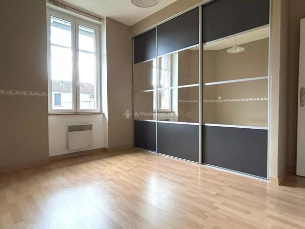 Location                                                      Maison
                        
                     4 pièces                      119 m2                     à Albi