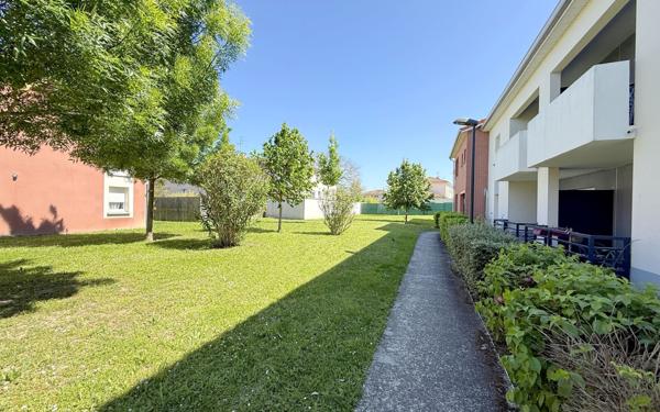 Appartement à vendre    2 pièces •  Aucamville