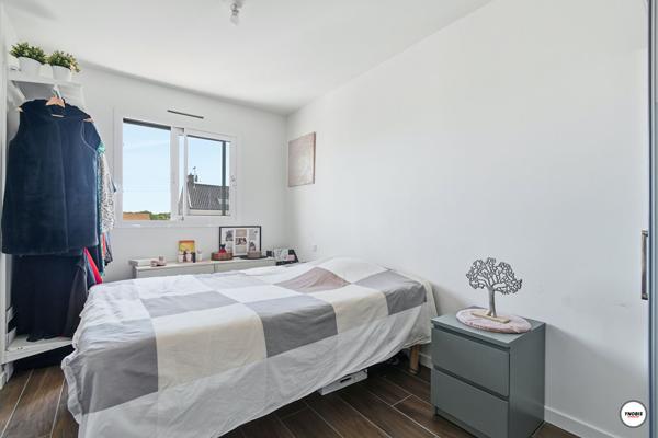 BOUAFLE - MAISON CONTEMPORAINE DE 2022 - 165 M² - 5 CHAMBRES - GARAGE DE PLUS DE 80 M² - TERRAIN DE 822 M² - DPE A, Bouafle 78410