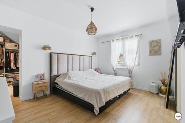 BOUAFLE - MAISON CONTEMPORAINE DE 2022 - 165 M² - 5 CHAMBRES - GARAGE DE PLUS DE 80 M² - TERRAIN DE 822 M² - DPE A, Bouafle 78410