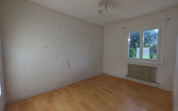 Maison à vendre    5 pièces •  Salignac