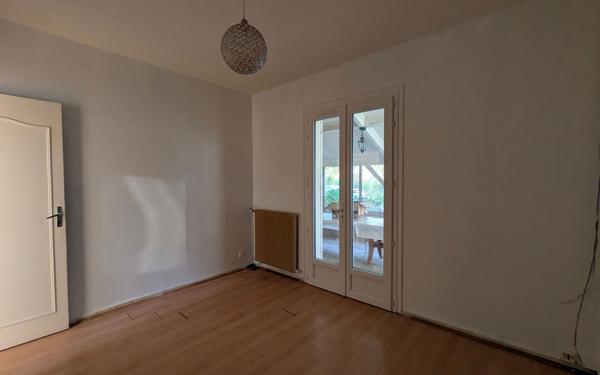 Maison à vendre    5 pièces •  Salignac