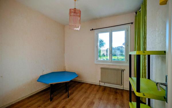 Maison à vendre    5 pièces •  Salignac