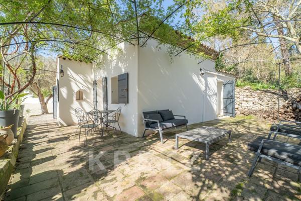 Villa de luxe d'architecte 360 m² – Piscine, maison d'amis, parc paysager-Nîmes Nord