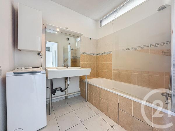 Appartement F3 à vendre  3 pièces - 62,69 m2 MARSEILLE - 13013