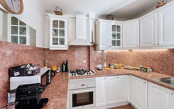 Appartement à vendre    3 pièces • 83,54 m2 Le Cannet