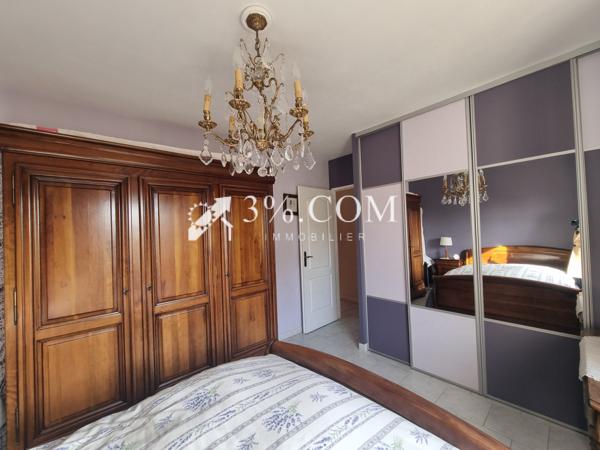 Villa 4 pièce(s) 2 chambre(s) 101 m²