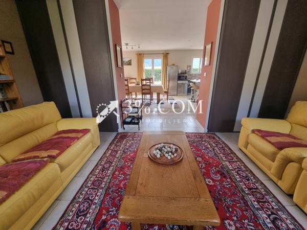 Villa 4 pièce(s) 2 chambre(s) 101 m²