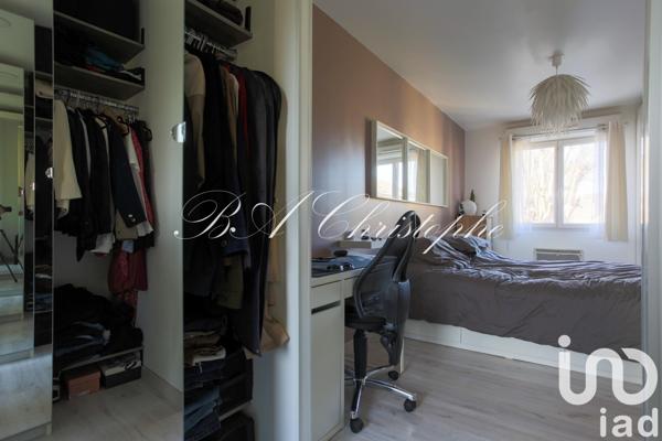 Maison traditionnelle 4 pièces de 95 m² à Montmagny (95360)