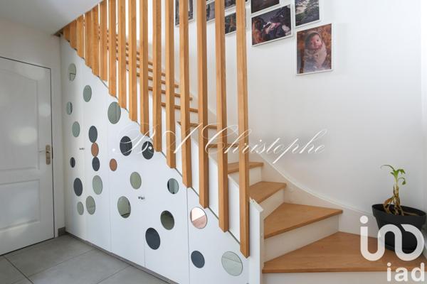 Maison traditionnelle 4 pièces de 95 m² à Montmagny (95360)