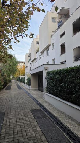 STUDIO 25 m² NEUF €200 000 ** - Référence 460JB