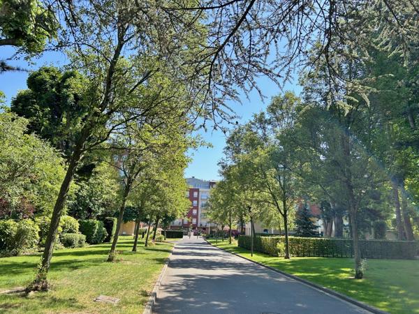 3 chambres centre ville / garage 33 m²