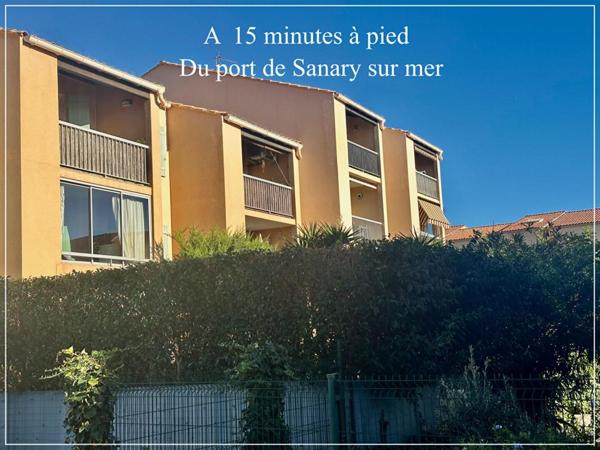 SANARY SUR MER - A 15 minutes à pied du centre ville -  Appartement 4 pièces 87 m2 - parking privatif