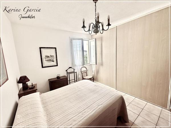 SANARY SUR MER - A 15 minutes à pied du centre ville -  Appartement 4 pièces 87 m2 - parking privatif