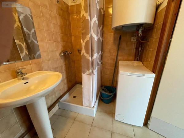 Appartement à louer à Saint-Chély-d'Apcher en Lozère (48200), ref : 48032-L67