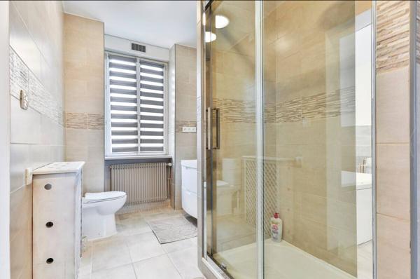 Immeuble de rapport exploité en rbnb