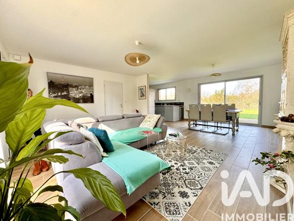 Maison à vendre 5 pièces 107 m² Saint-Amand-en-Puisaye