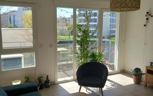 Appartement à vendre    3 pièces • 62 m2 Villeurbanne