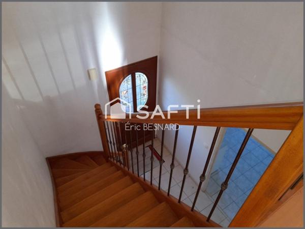 Maison 7 pièces 180m2 environ 86200 Messeme