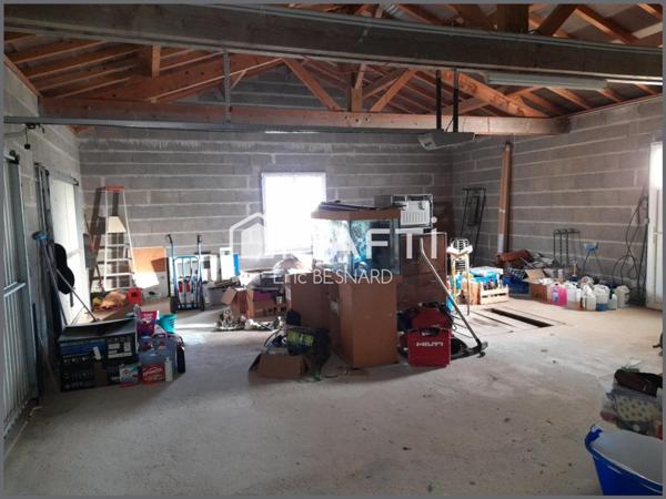 Maison 7 pièces 180m2 environ 86200 Messeme