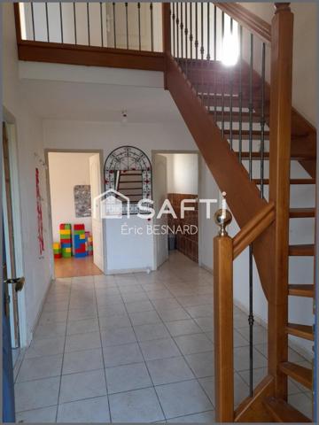 Maison 7 pièces 180m2 environ 86200 Messeme