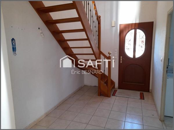 Maison 7 pièces 180m2 environ 86200 Messeme