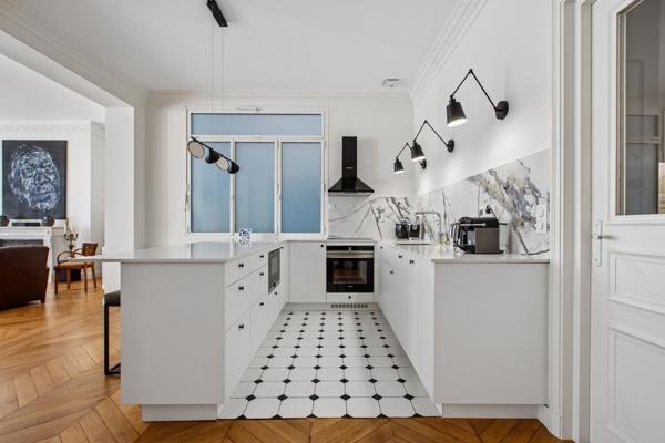 Vente Appartement de luxe Paris 16 4 Pièces 133.3 m²