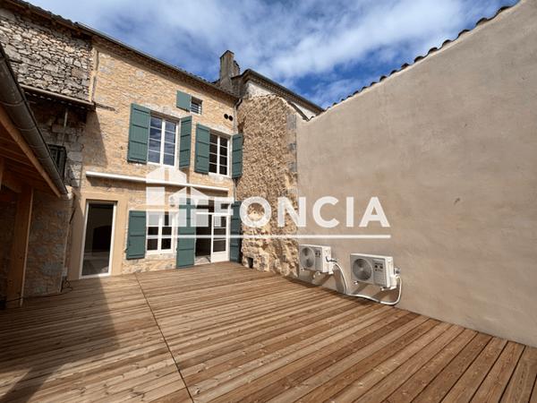 Location Maison 7 pièces 234.03 m² - 1 PLACE DE LA REPUBLIQUE Astaffort 47220