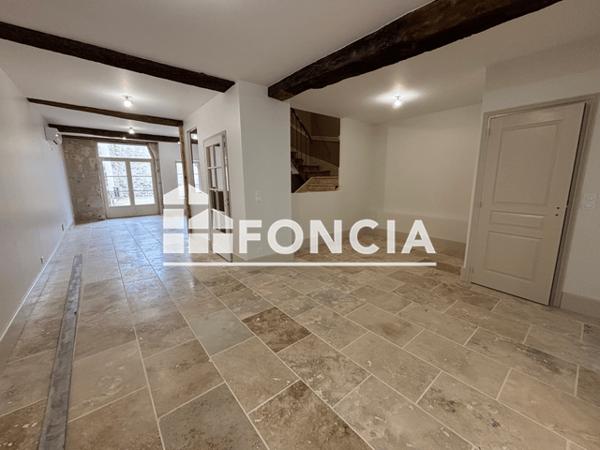 Location Maison 7 pièces 234.03 m² - 1 PLACE DE LA REPUBLIQUE Astaffort 47220