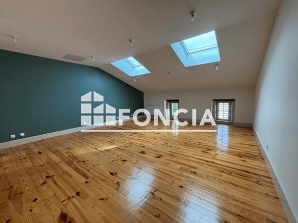 Location Maison 7 pièces 234.03 m² - 1 PLACE DE LA REPUBLIQUE Astaffort 47220