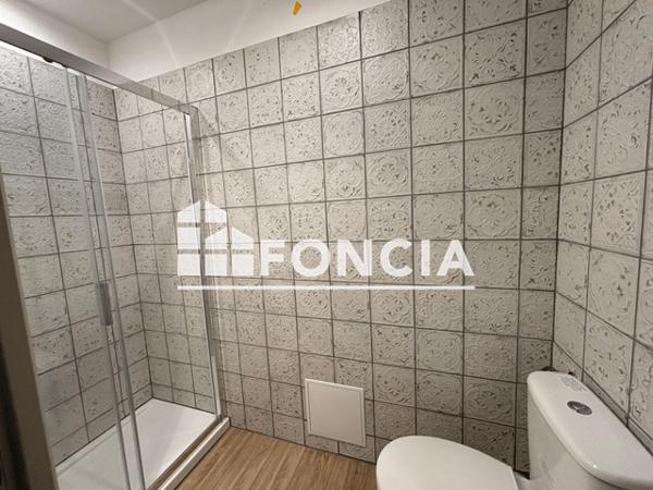 Location Maison 7 pièces 234.03 m² - 1 PLACE DE LA REPUBLIQUE Astaffort 47220