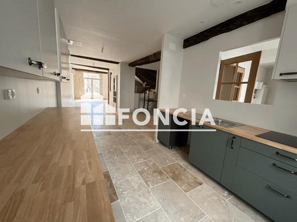 Location Maison 7 pièces 234.03 m² - 1 PLACE DE LA REPUBLIQUE Astaffort 47220