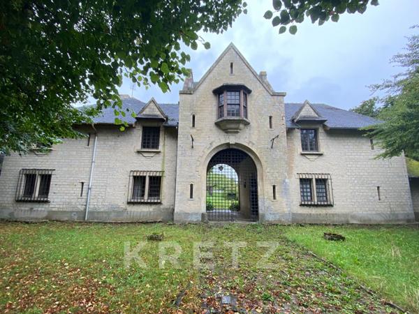 Haras avec Manoir, Villa inscrite MH, ferme, écuries 40boxs, près de 70Ha, 4km de la Mer