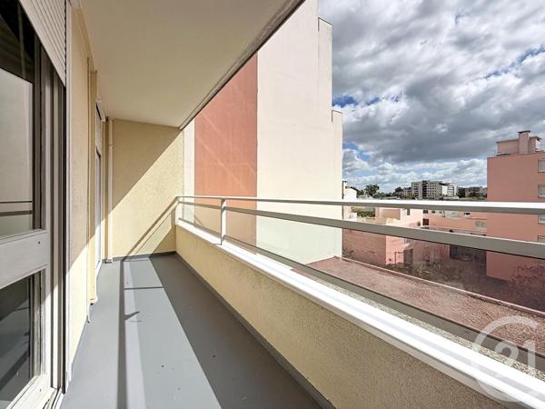 Appartement T2 à vendre  2 pièces - 46,21 m2 RILLIEUX LA PAPE - 69