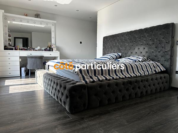 Vente Maison163,28 m² - 5 Pièces - MIRECOURT (88500)