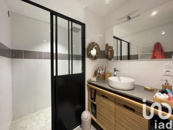 Maison traditionnelle 5 pièces de 113 m² à Limalonges (79190)