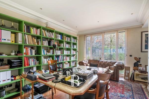 Le Chesnay, Maison  481 m² à vendre