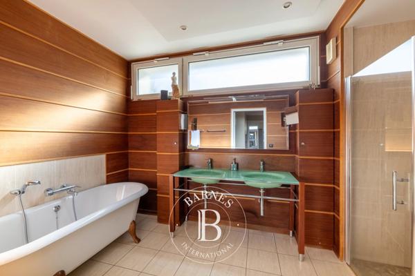 Le Chesnay, Maison  481 m² à vendre