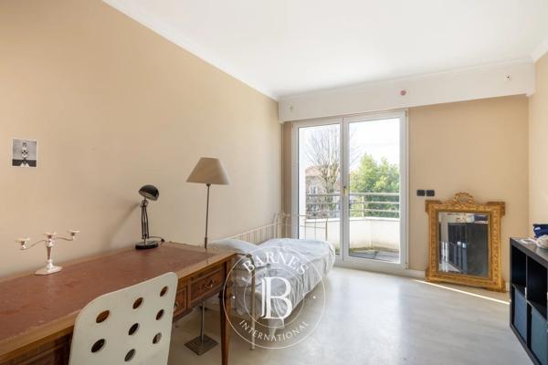 Le Chesnay, Maison  481 m² à vendre