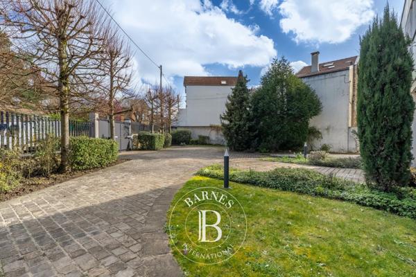 Le Chesnay, Maison  481 m² à vendre