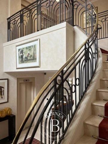 Le Chesnay, Maison  481 m² à vendre