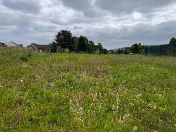 Terrain à vendre de 528,00 m² NOINTEL (60)